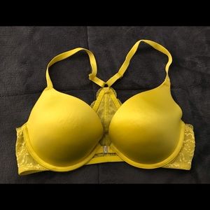 Victoria’s Secret Pink front clasp bra